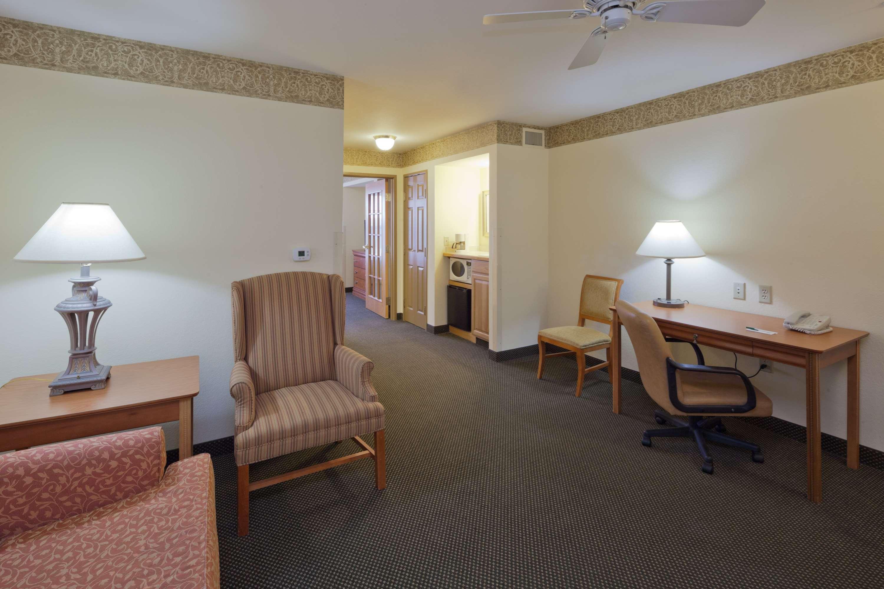 Country Inn & Suites By Radisson, Madison Southwest, Wi Fitchburg Exterior photo